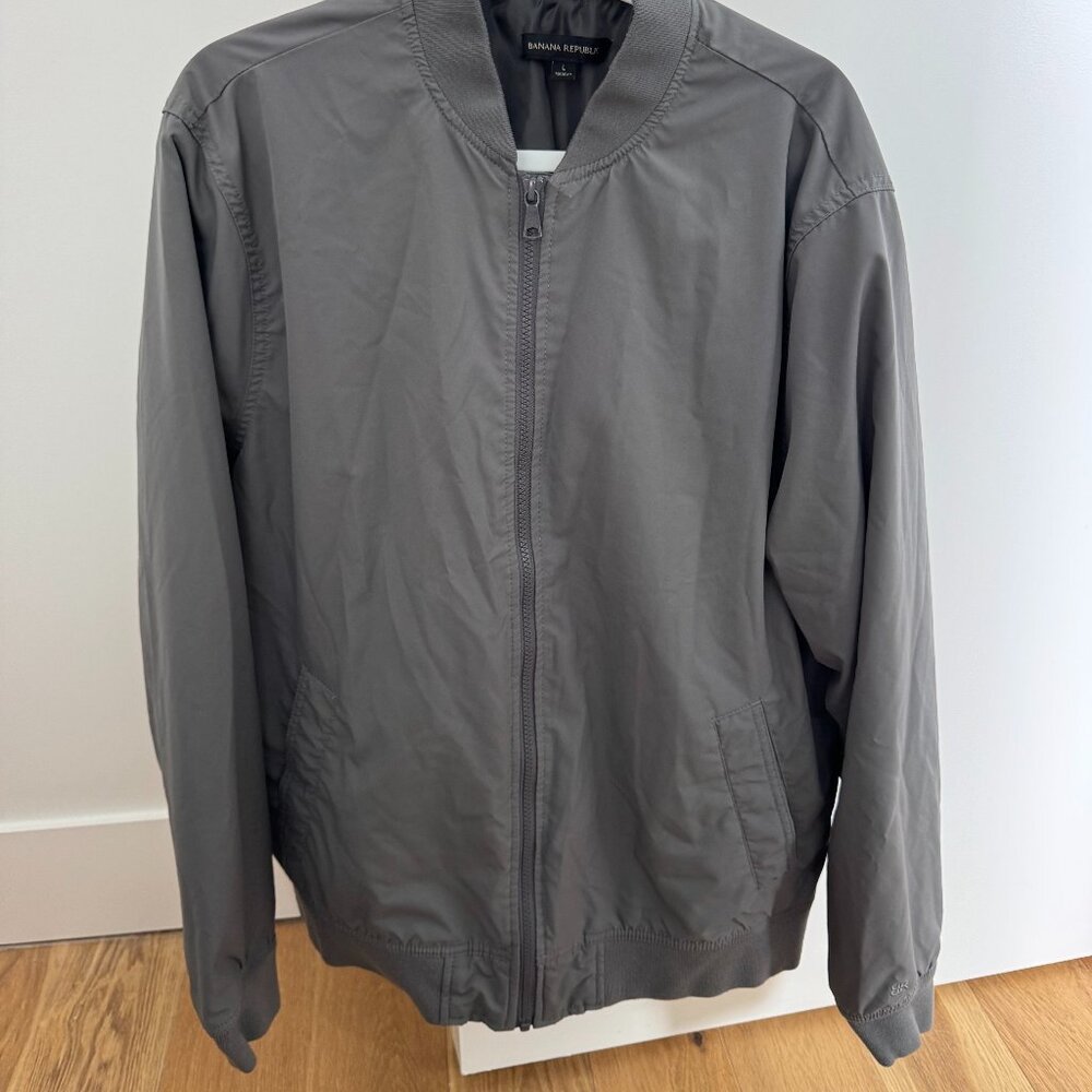 Banana Republic Linen Shell Print Button-Down (Si… - image 1